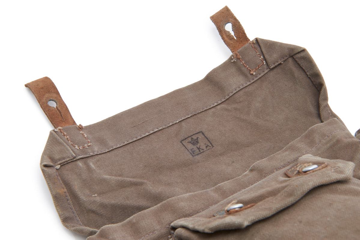 Swedish Army WWII Issue Gas Mask Shoulder Bag with Leather Base, Grade II