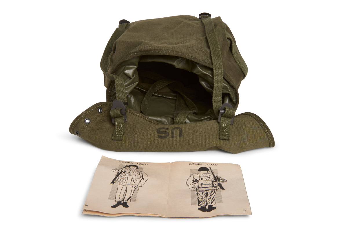 U.S. Army 'FIELD PACK, COMBAT, M-1956' Canvas Butt Pack, dated 1962, new condition, never issued