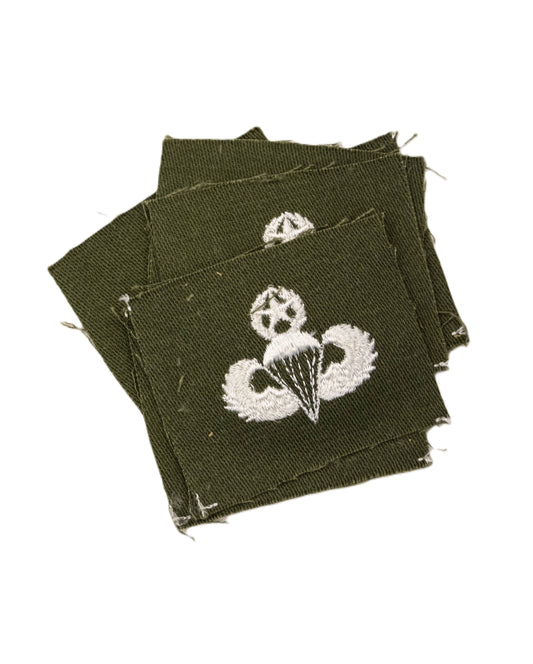 U.S. Army REPRODUCTION Airborne Cloth Insignia, Master Paratrooper, 1960s color version