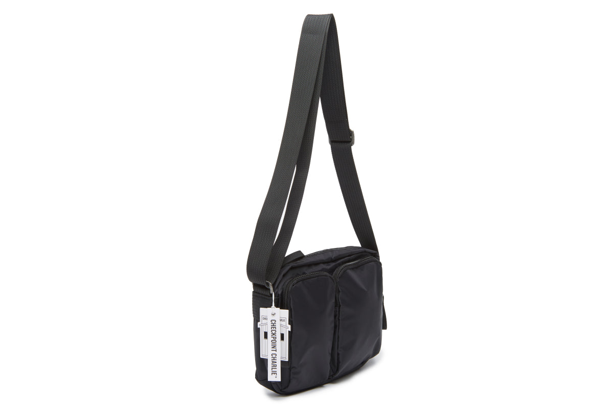 Single Zipper Shoulder Bag